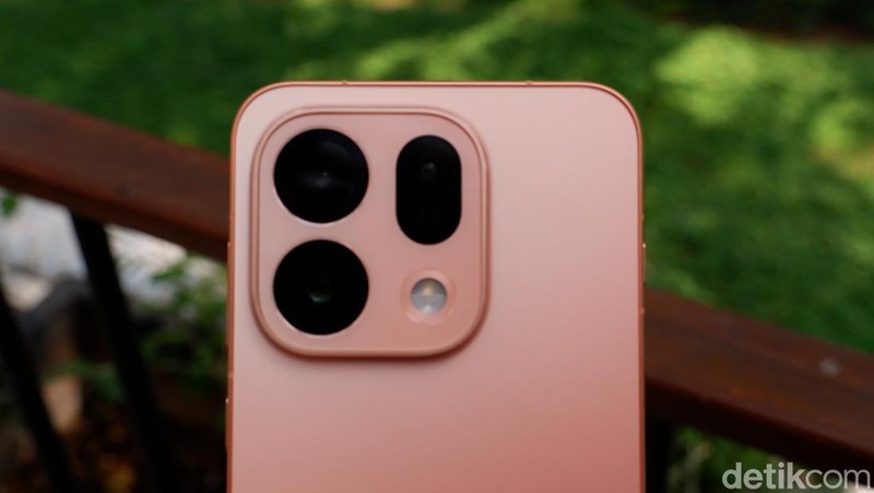 Oppo Find X9s