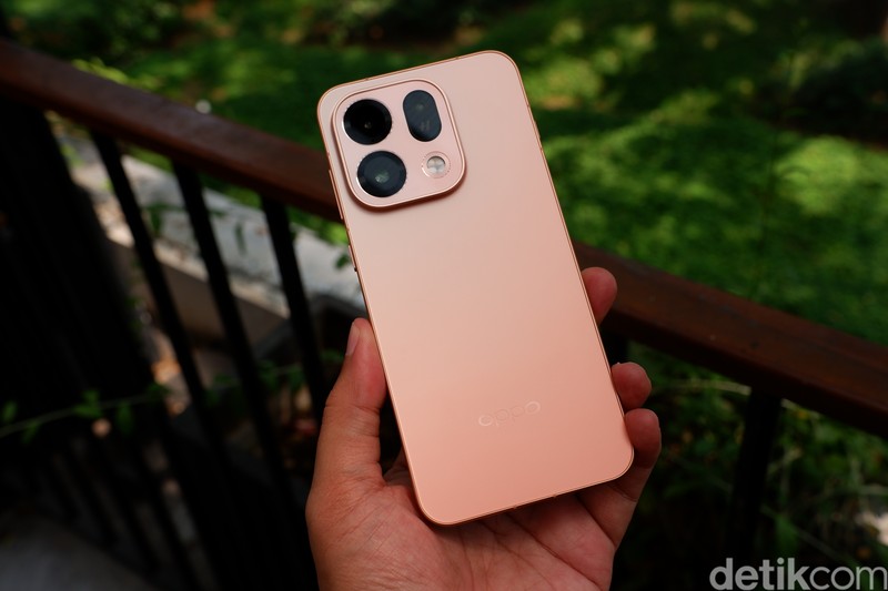 Oppo Find X9s
