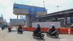 Pembangunan Jalan Layang Latumenten Dikebut di Tengah Padatnya Lalu Lintas