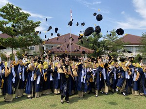 Selamat! 122 Siswa SMA CT Arsa Sukoharjo Tembus Kampus Negeri Jalur SNBT