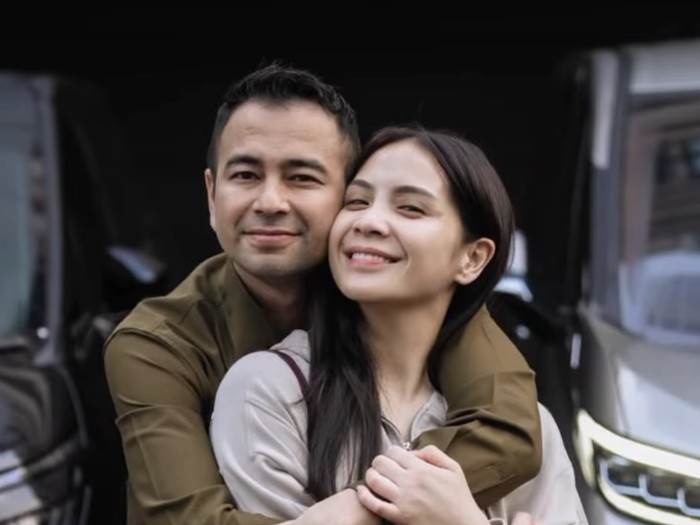 Raffi Ahmad berangkat Haji