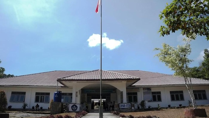 Salah satu gedung di SMA Negeri Unggulan Sukma Nias.(dok. Instagram Bobby Nasution)