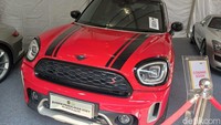 MINI Cooper S Countryman F60 dari Harvey Moeis yang menjadi kado ulang tahun ke-39 Sandra Dewi juga menjadi salah satu barang rampasan dalam kasus korupsi tata niaga komoditas timah wilayah Izin Usaha Pertambangan PT Timah Tbk tahun 2015-2022 oleh Harvey Moeis. Foto: Febryantino/detikcom