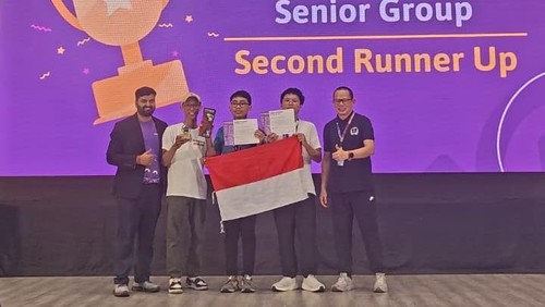 Siswa asal Bali memborong prestasi kategori Robo Soccer dalam ajang internasional Codeavour 7.0 International Showdown di BINUS University Alam Sutera, Jakarta. (Foto: Dok. Istimewa)