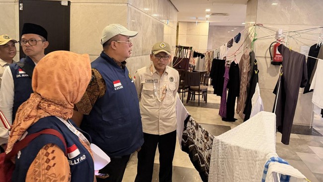 Timwas Haji DPR Sidak Hotel Terjauh, Temukan Kamar Banjir & Minim Fasilitas