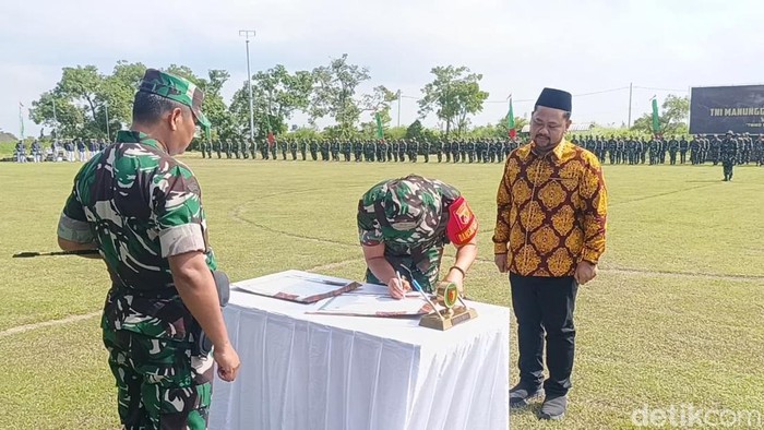 TMMD 128 Kodim Gresik Ditutup, Pemkab Fokus Jalan Poros Desa 2026-2027