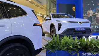 Dirakit Lokal, Harga Mobil Vinfast Tak Naik Meski Fiturnya Ditambah