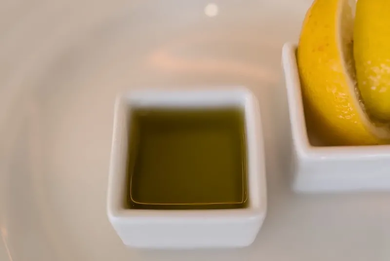 Tren Minuman Olive Oil Lemon Shot