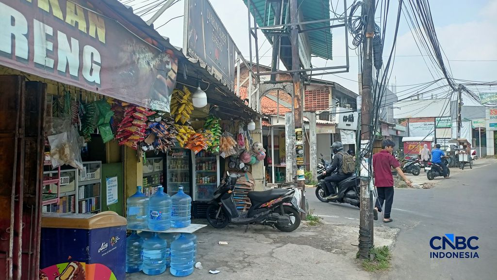 Warung Madura di daerah Ciputat, Tangerang Selatan, Kamis (21/5/2026). (CNBC Indonesia/Ferry Sandi)