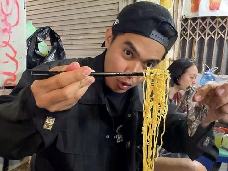 Aiman Ricky Jadi Pembimbing Haji 2026, Sosoknya Dikenal Hobi Kulineran