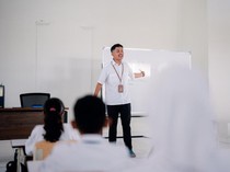 Dari Madura ke Kupang, Junaidi Mewakafkan Diri di Sekolah Rakyat