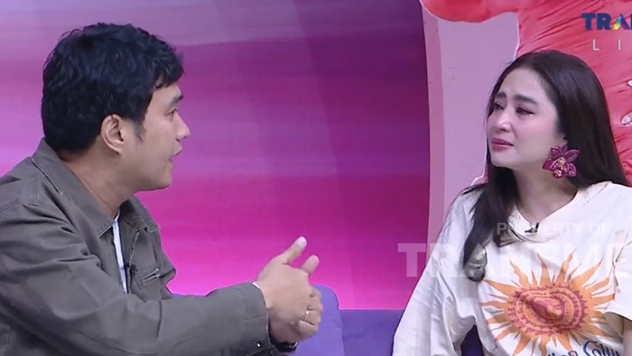 Dewi Perssik dan Aldi Taher