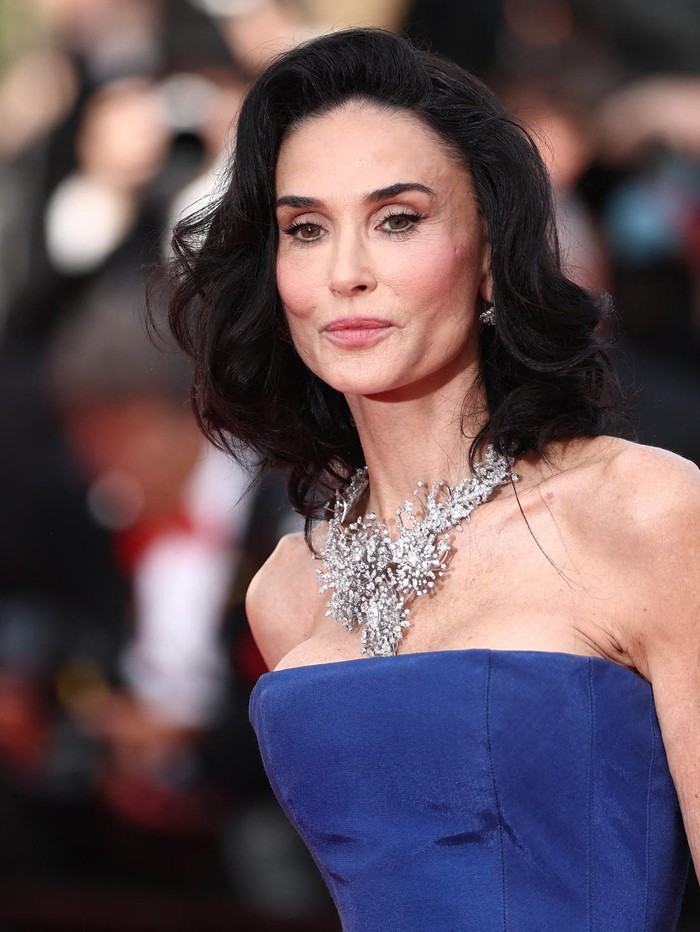 Demi Moore, Jury member of the 79th Cannes Film Festival, poses on the red carpet during arrivals for the screening of the film La bola negra (The Black Ball) in competition at the 79th Cannes Film Festival in Cannes, France, May 21, 2026. REUTERS/Gonzalo Fuentes