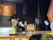 Kocak! Komandan Andre dan Anggota Lapor Pak Hibur Peserta JFF 2026