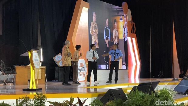 Penampilan Komandan Andre dan anggota Lapor Pak di Jogja Financial Festival, Jumat (22/5/2026).
