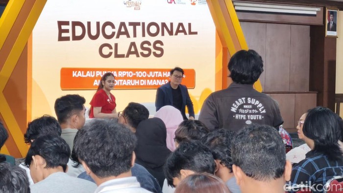 Sesi Educational Class dalam acara Jogja Financial Festival di JEC, Kapanewon Banguntapan, Bantul, Jumat (22/5/2026).