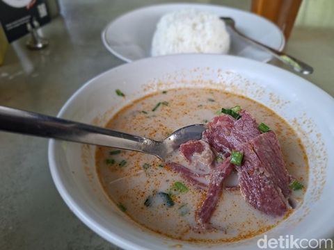 Kedai Sinar Warisan di Bandung Kedai Sinar Warisan di Bandung