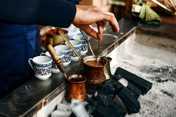 Kopi populer Dari Milan hingga Vietnam, Ini 8 Menu Kopi Paling Populer di Dunia!