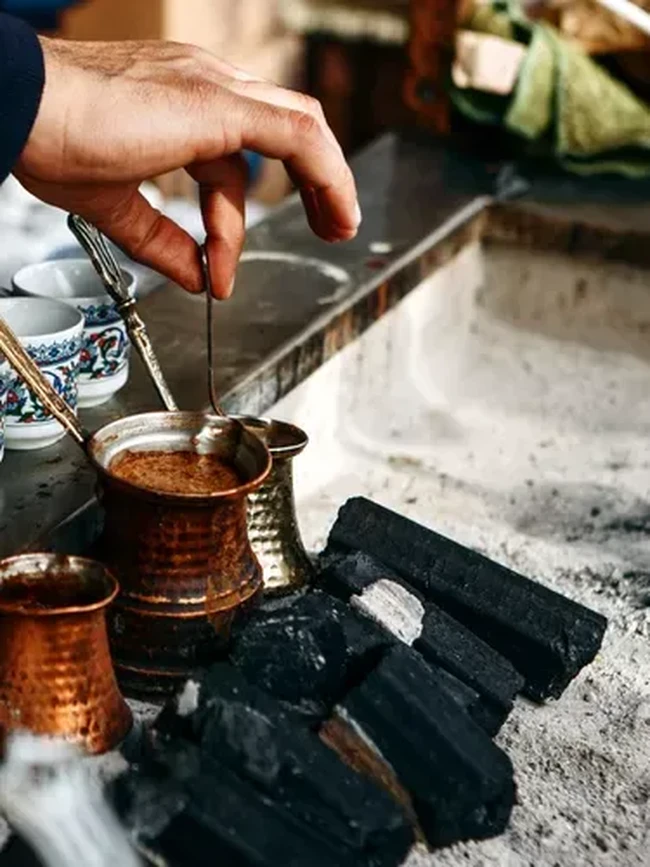 Dari Milan hingga Vietnam, Ini 8 Menu Kopi Paling Populer di Dunia!