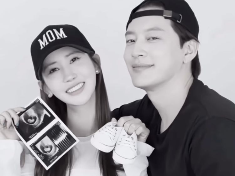 Momen Lee Da Hae Umumkan Hamil Anak Pertama