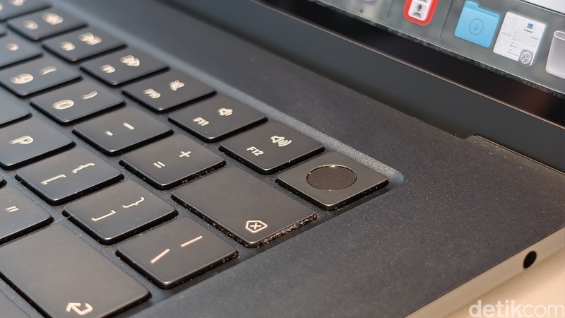 MacBook Air M5