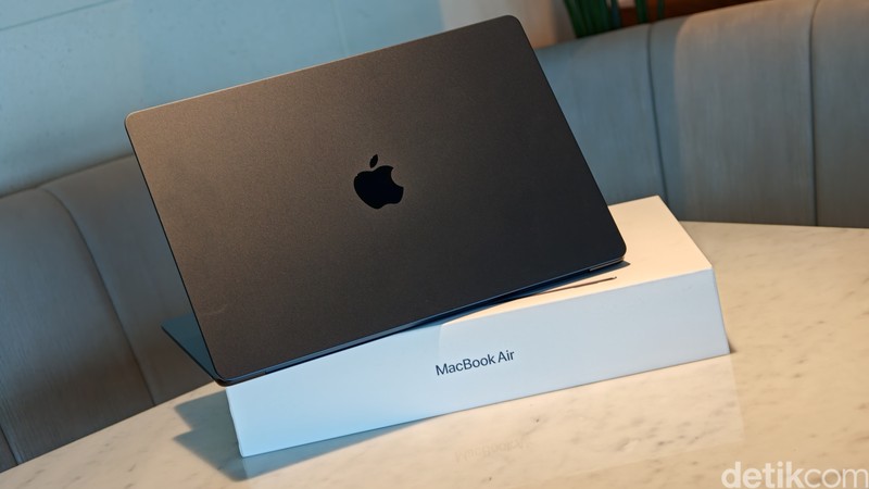 MacBook Air M5