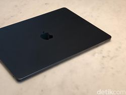 Unboxing MacBook Air 15 Inch Midnight, Gahar Nan Elegan