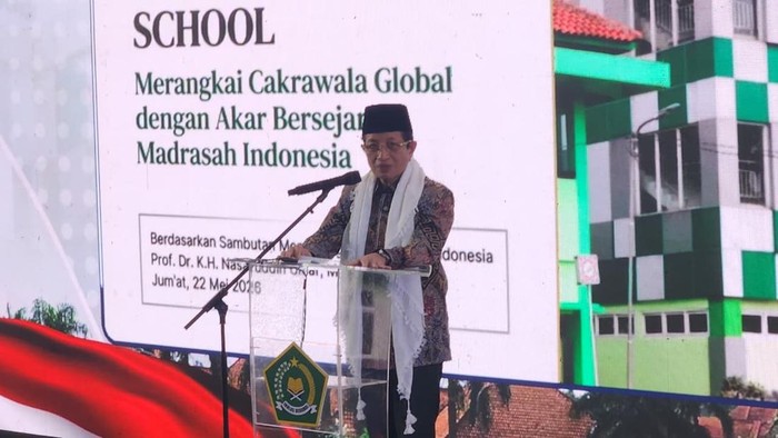 Menteri Agama saat meresmikan MAN Insan Cendekia (IC) Serpong sebagai madrasah kurikulum International Baccalaureate Diploma Programme (IBDP)