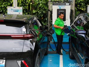 Airlangga soal Insentif Kendaraan Listrik: Anggarannya di ESDM