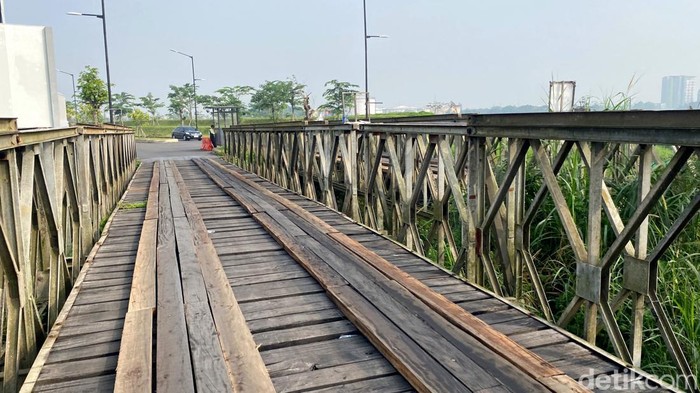 Penampakan jembatan bailey penghubung Summarecon menuju Jalan Cimincrang Gedebage.