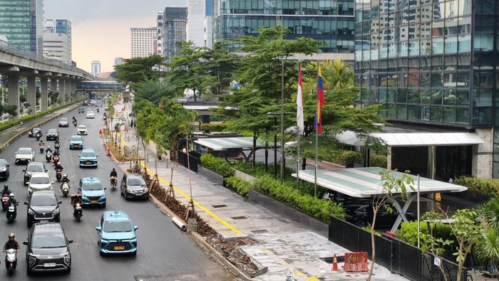 Revitalisasi Trotoar di Jalan Rasuna Said Jaksel, Jumat (22/5/2026).
