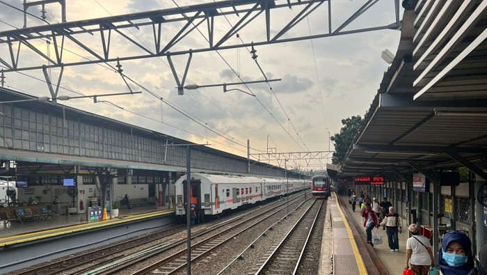 Suasana Stasiun Pasar Senen, Jakarta Pusat (Adhfar/detikcom)