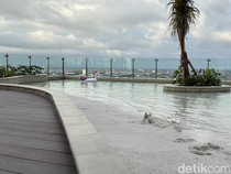 Rooftop Beach Club Trans Luxury Hotel Surabaya, Serasa Liburan di Bali