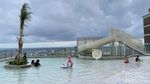 Menikmati Keindahan 28th Sky Beach Club di Trans Luxury Hotel Surabaya
