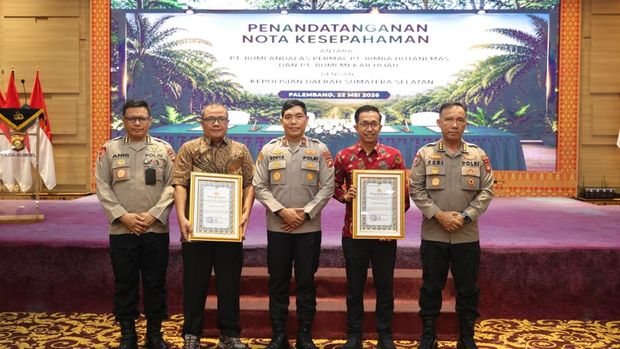 Wakapolda Brigjen Pol Rony Samtana saat menghadiri MoU terkait Karhutla Tahun 2026