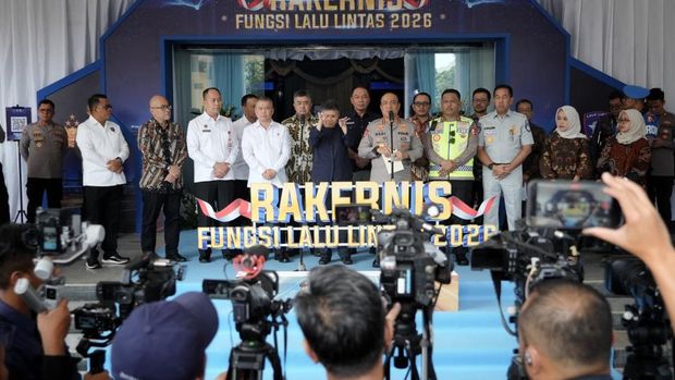 Wakapolri Komjen Dedi Prasetyo menghadiri Rapat Kerja Teknis (Rakernis) Fungsi Lalu Lintas Tahun Anggaran 2026.