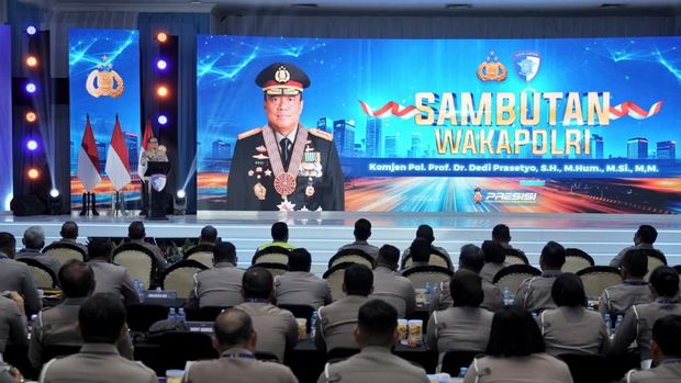 Wakapolri Komjen Dedi Prasetyo menghadiri Rapat Kerja Teknis (Rakernis) Fungsi Lalu Lintas Tahun Anggaran 2026.
