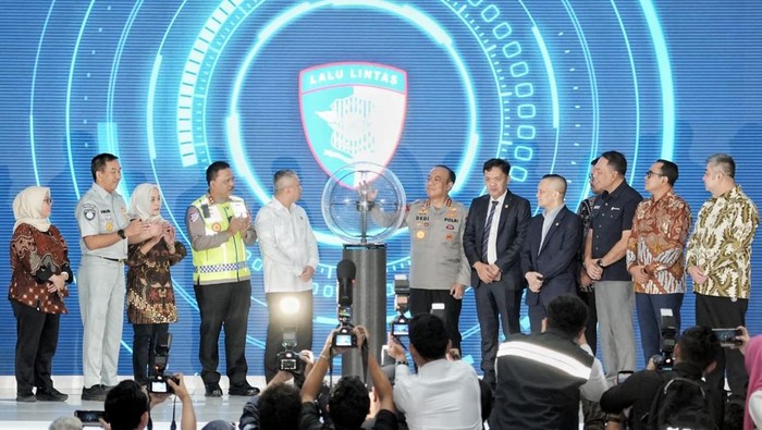 Wakapolri Komjen Dedi Prasetyo menghadiri Rapat Kerja Teknis (Rakernis) Fungsi Lalu Lintas Tahun Anggaran 2026.
