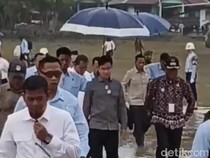 Diguyur Hujan, Gibran Cek Jembatan dan Jalan Rusak di Amfoang NTT