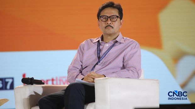Direktur Utama PT Sarana Multi Infrastruktur (Persero), Reynaldi Hermansjah saat menyampaikan pemaparan dalam Jogja Financial Festival 2026 di Jogja Expo Center (JEC), Yogyakarta, DIY, Sabtu (23/5/2026). Direktur Utama PT Sarana Multi Infrastruktur (Persero), Reynaldi Hermansjah saat menyampaikan pemaparan dalam Jogja Financial Festival 2026 di Jogja Expo Center (JEC), Yogyakarta, DIY, Sabtu (23/5/2026). (CNBC Indonesia/Faisal Rahman)