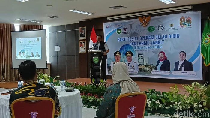 Gubernur Sumsel Herman Deru buka bakti sosial bibir sumbing