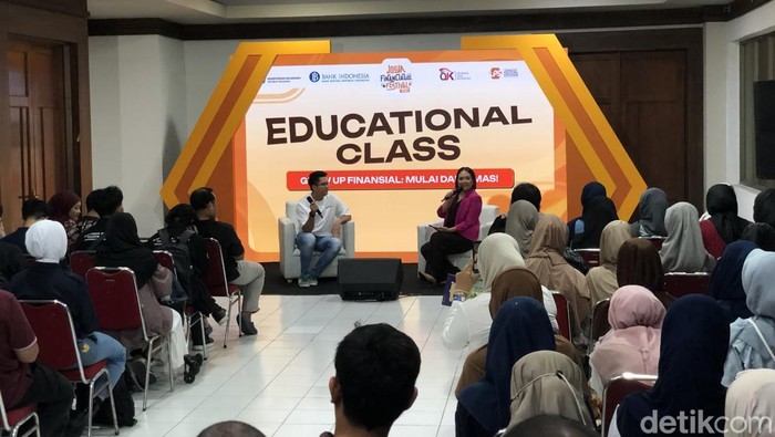 Sesi educational class dari PT Aneka Tambang (ANTAM) dalam Jogja Financial Festival 2026, Sabtu (23/5/2026).