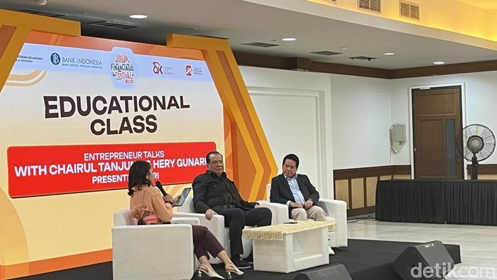 Suasana sesi Educational Class oleh Chairman CT Corp, Chairul Tanjung dan Direktur Utama Bank BRI, Hery Gunardi di Jogja Financial Festival 2026, Sabtu (23/5/2026).