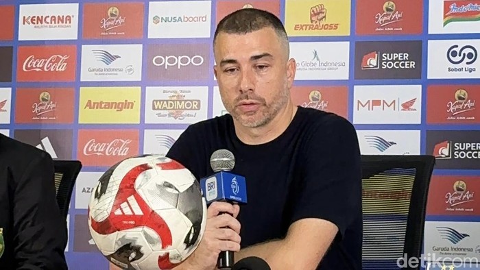 Pelatih Persik Kediri Marcos Rein