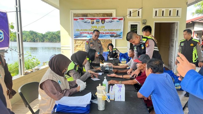 Polda Riau menghadirkan program JALUR di tengah-tengah masyarakat di Kota Pekanbaru.