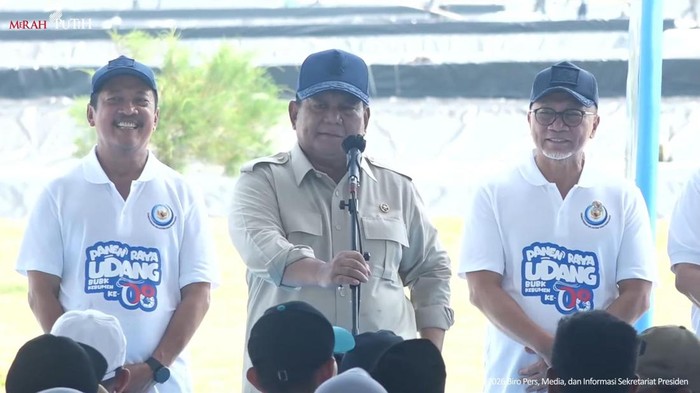 Presiden Prabowo di penen raya udang, di Kebumen, Jawa Tengah, Sabtu (23/5/2026).
