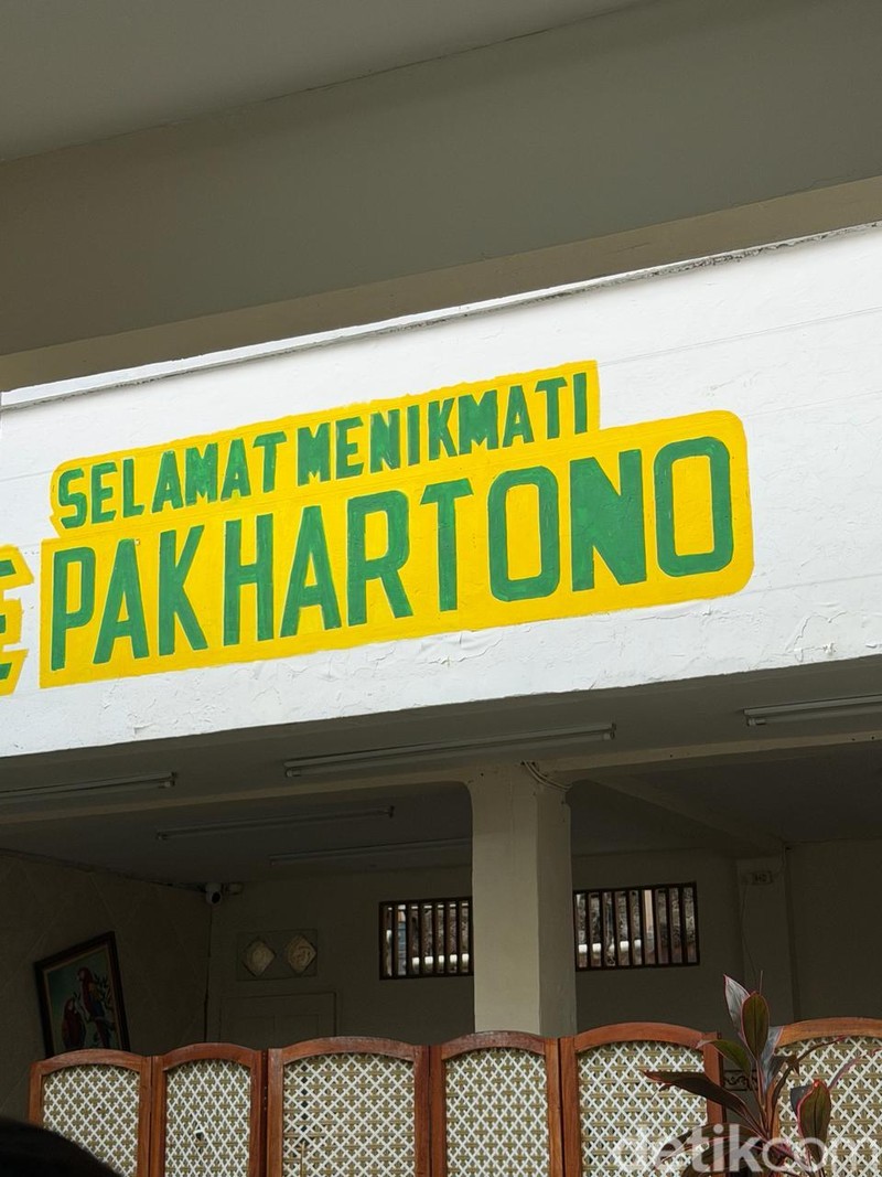 Sate Pak Hartono