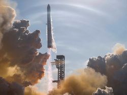 Starship V3 SpaceX Jalani Uji Terbang Perdana