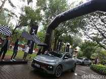 XPENG Serahkan SUV Listrik G6 ke Konsumen Perdana
