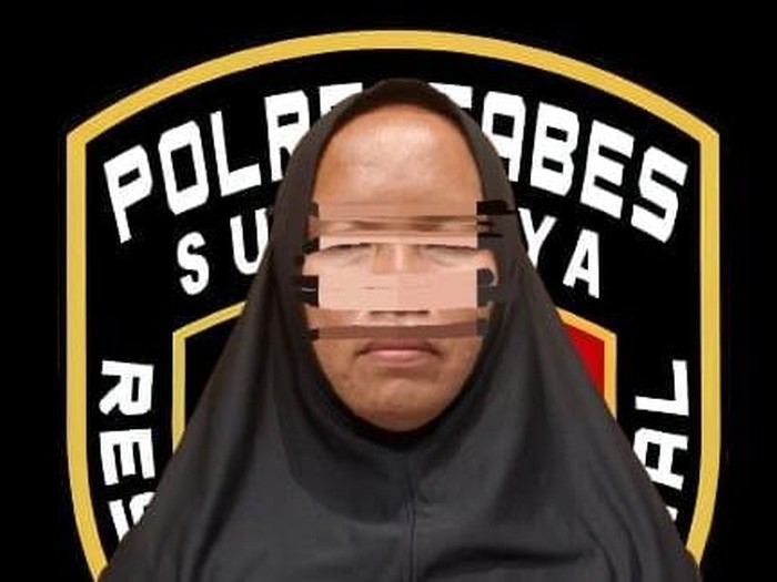 E (40), ART pencuri emas dan uang dolar majikan di Surabaya